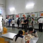 上海郊外の社員食堂